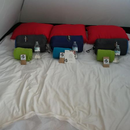 Camping & Travel Antigua Buitenkant foto
