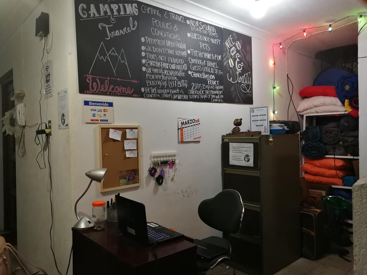 Camping & Travel Antigua Buitenkant foto