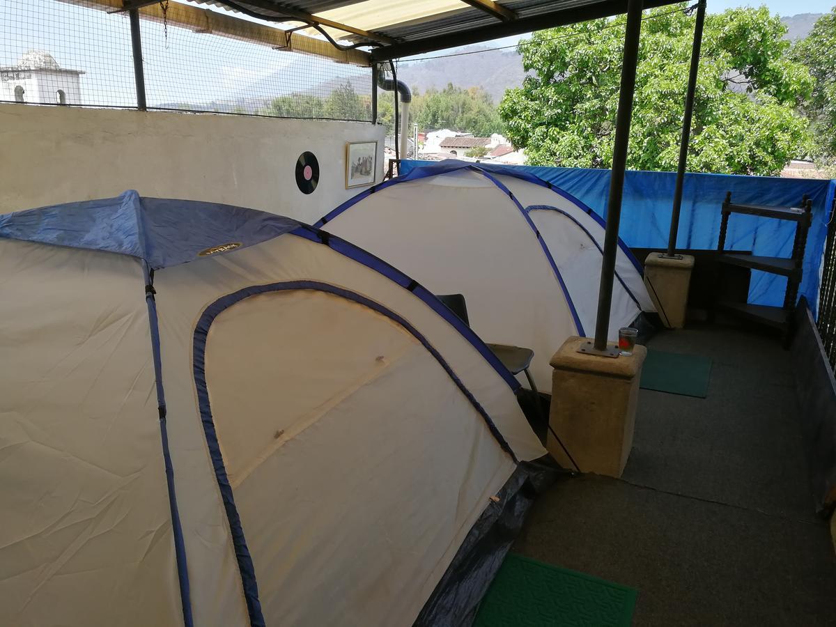 Camping & Travel Antigua Buitenkant foto